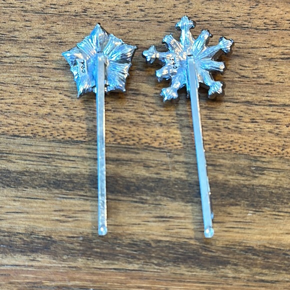 Used -  Chloe + Isabel hair pins - Picture 5 of 5